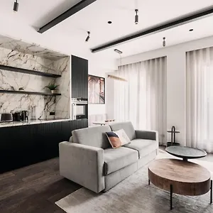 Highstay - Luxury Serviced - North Marais 1 Apartment